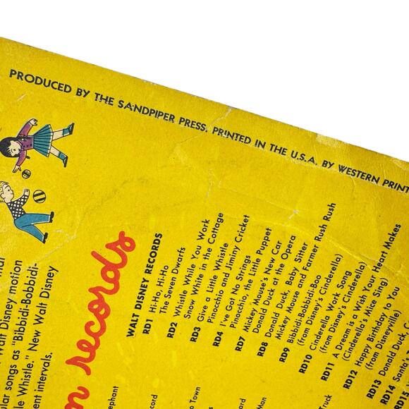 Walt Disney's Golden Records Vintage Funny Little Bunny's Record Made In USA - Picture 3 of 5